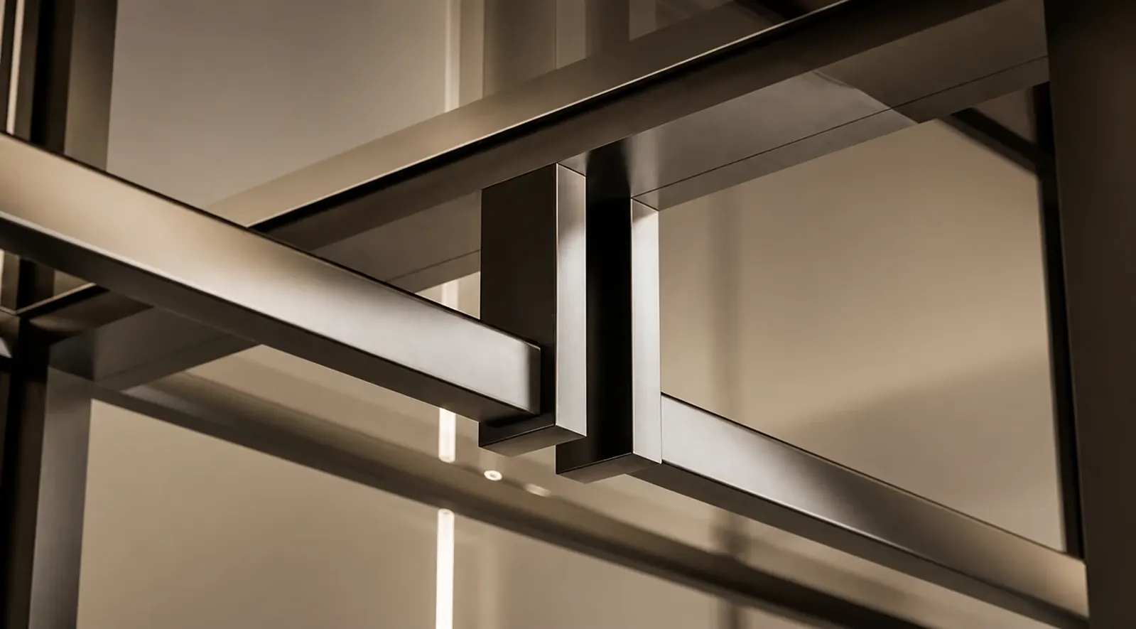 Cabinet metal structure detail